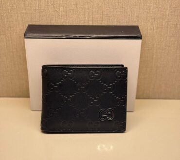 Gucci 905 black