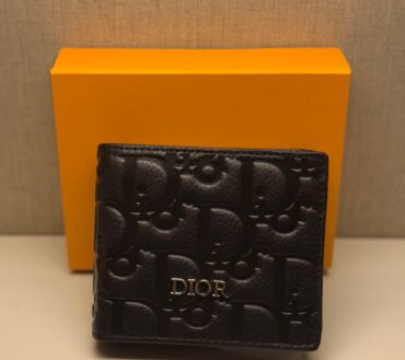 Dior 808 black