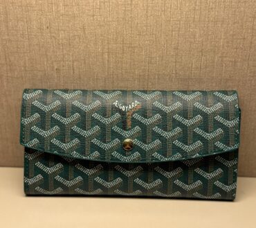 Goyard green long wallet