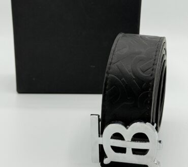 Burberry Silver Leather Belt