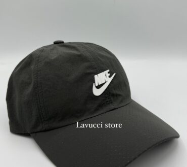 Nike sports 4 cap