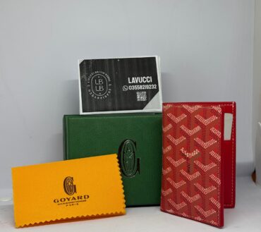 Goyard smart wallet red
