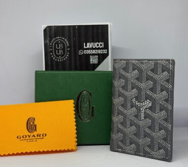 Goyard smart wallet grey