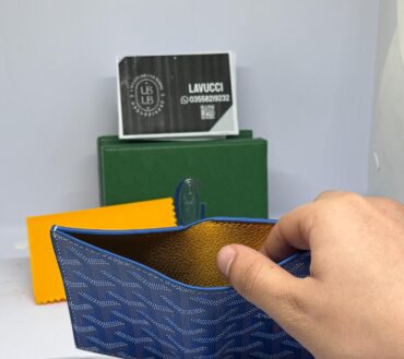 Goyard smart wallet electric blue